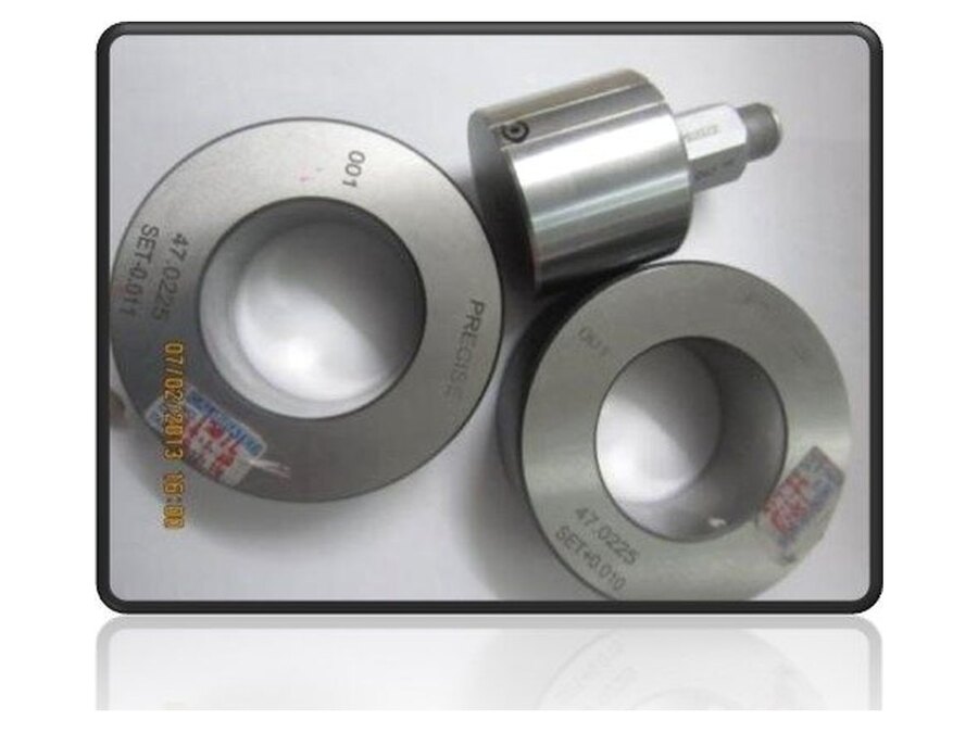 Air plug gauge with setting rings